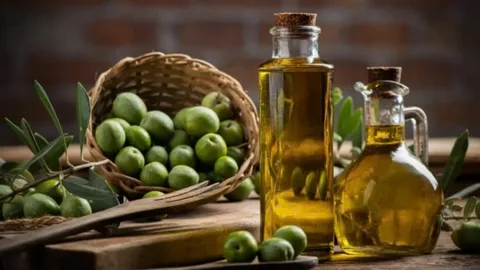 تصویر 3 از روغن زیتون سه لیتری فدک اقتصادی برای مصرف بلند مدت